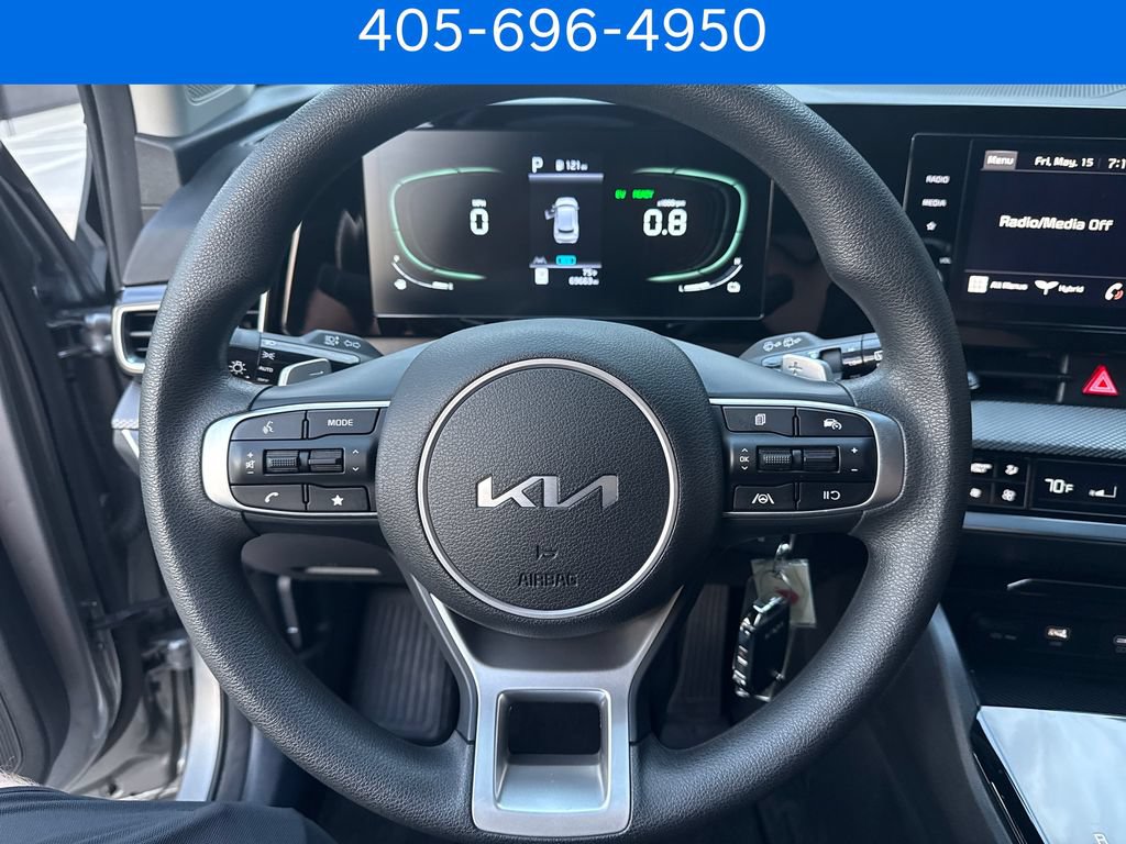 Used 2023 Kia Sportage LX AWD/4WD image 16