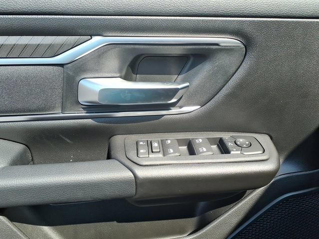 New 2027 RAM 1500 4x4 Crew Cab image 11