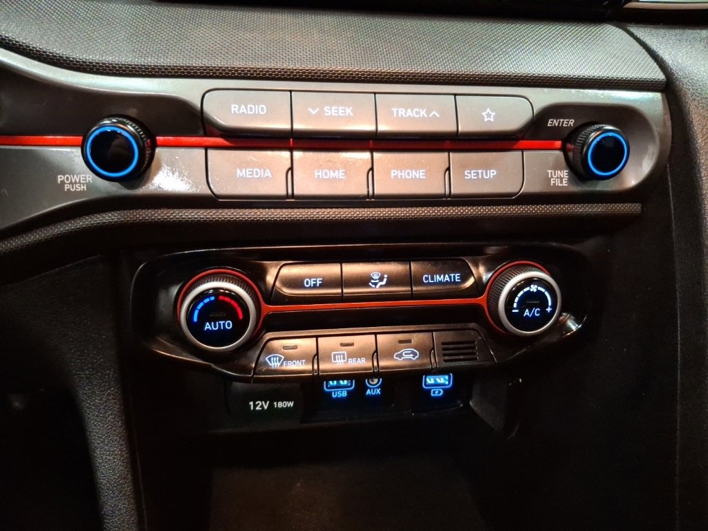 Used 2019 Hyundai Veloster Turbo image 22