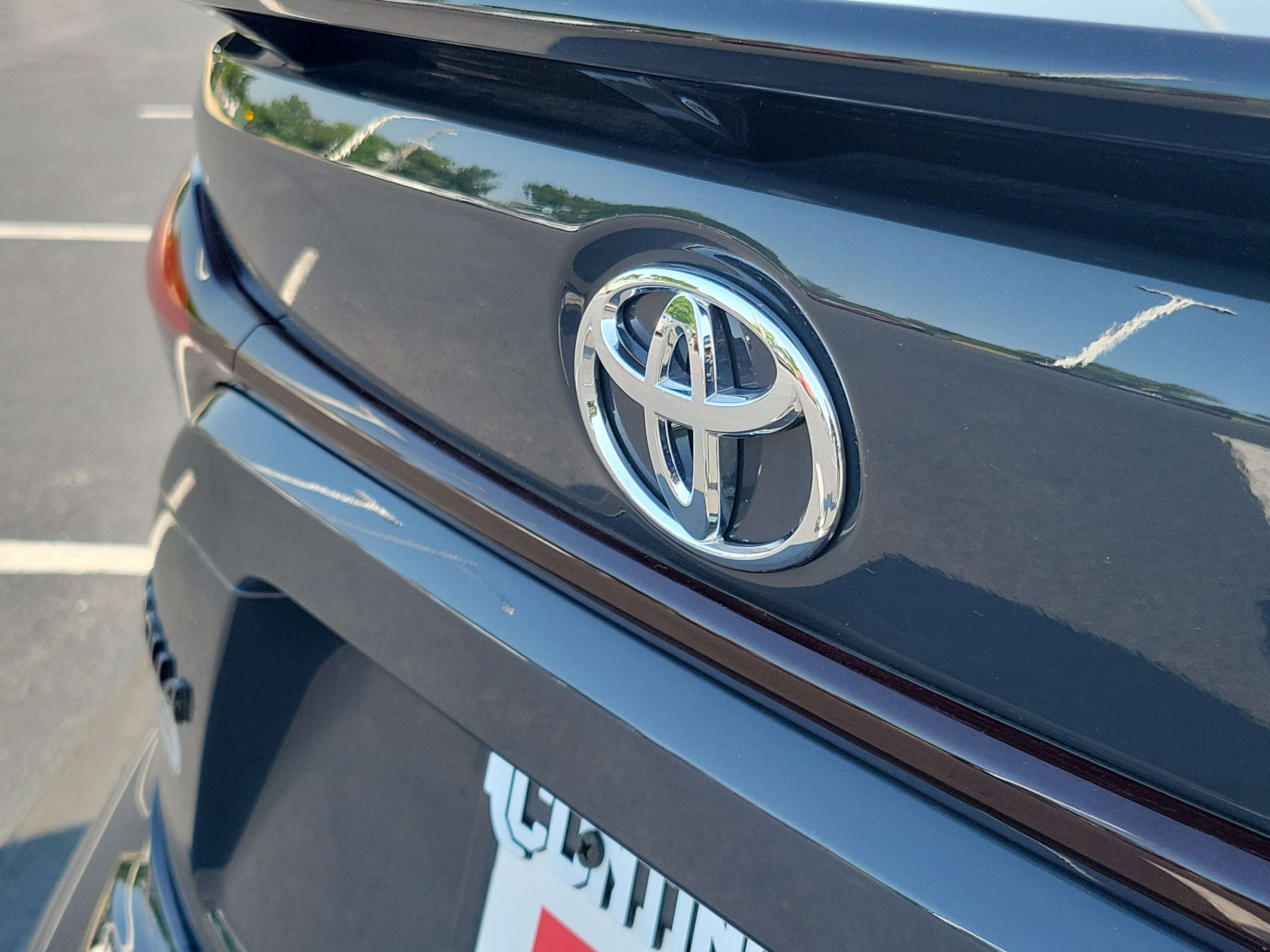 Used 2025 Toyota Corolla FX w/ Convenience Package FWD image 7