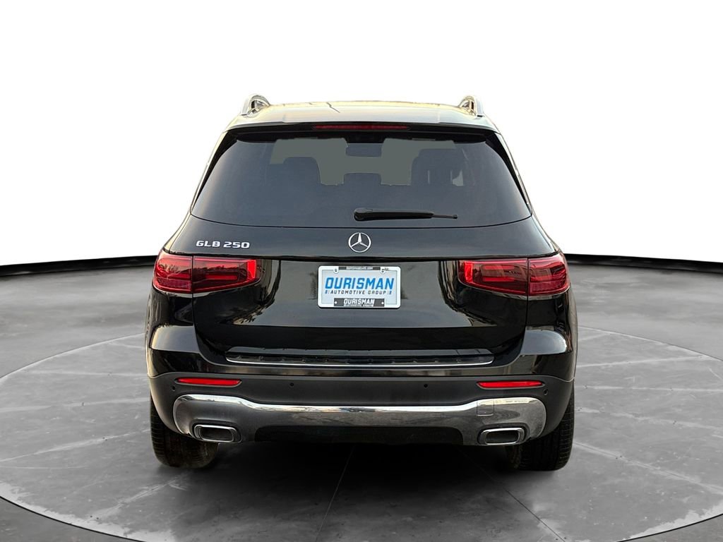 Used 2024 Mercedes-Benz GLB 250 image 5