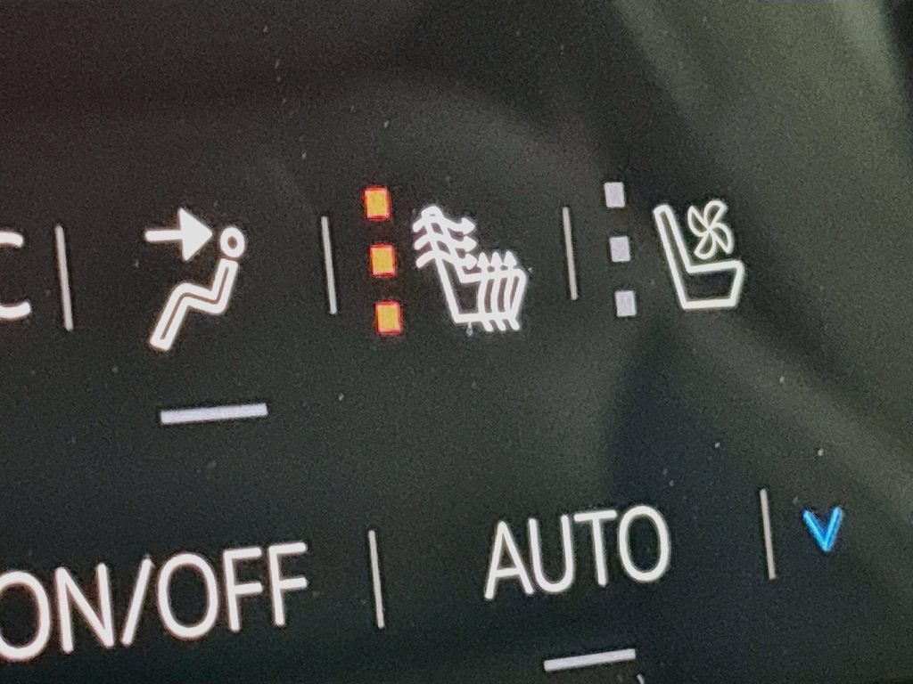New 2026 GMC Yukon AT4 AWD/4WD image 20