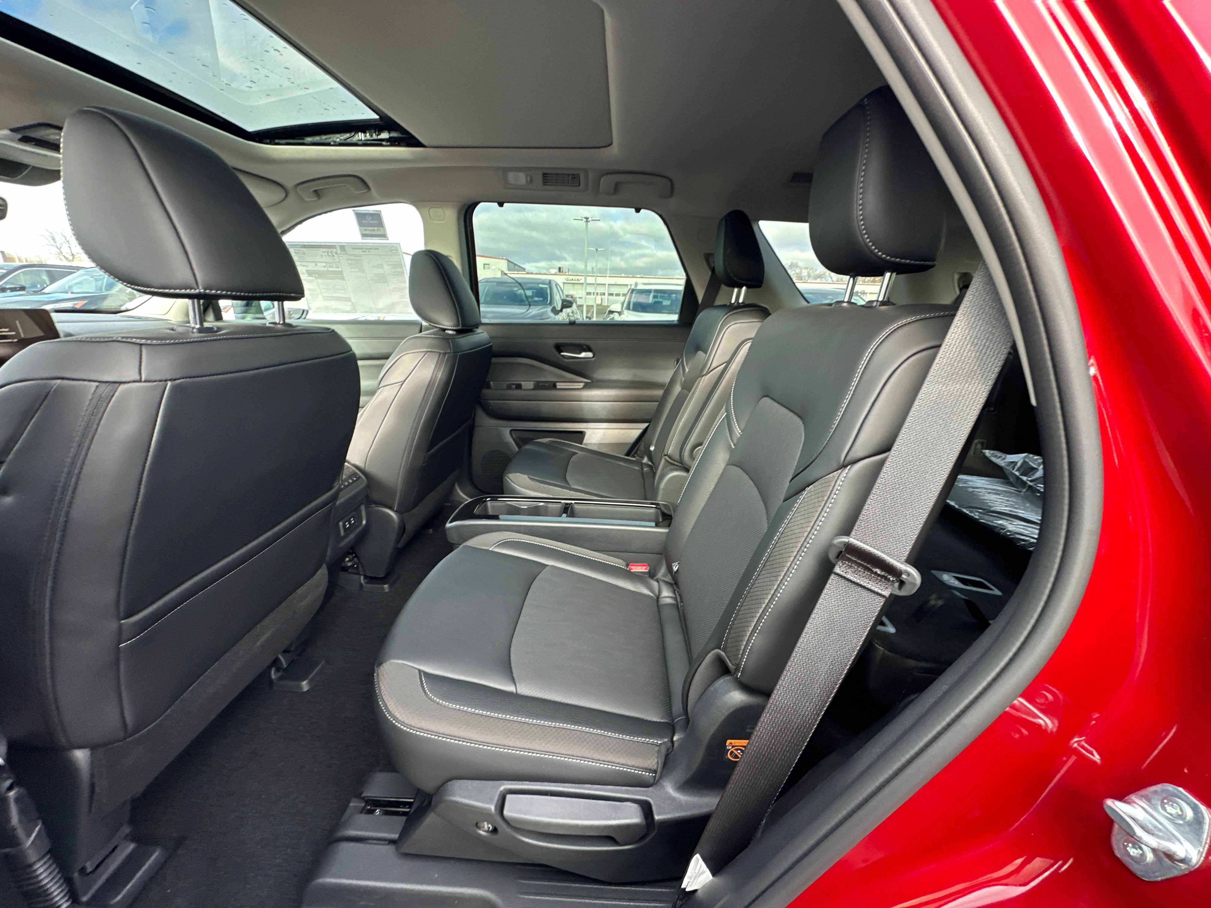 New 2026 Nissan Pathfinder SL AWD/4WD image 28