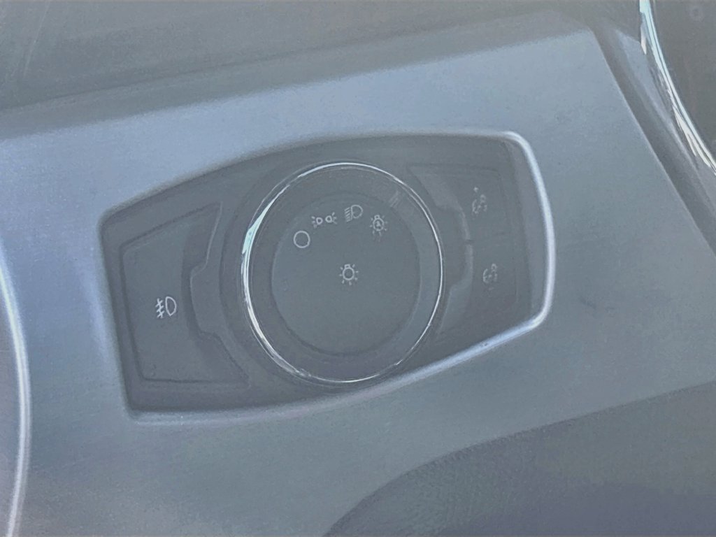 Used 2016 Ford Mustang Premium RWD image 11