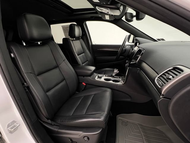 Used 2019 Jeep Grand Cherokee Limited AWD/4WD image 15