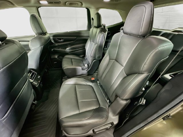 Used 2025 Subaru Ascent Bronze Edition AWD/4WD image 31