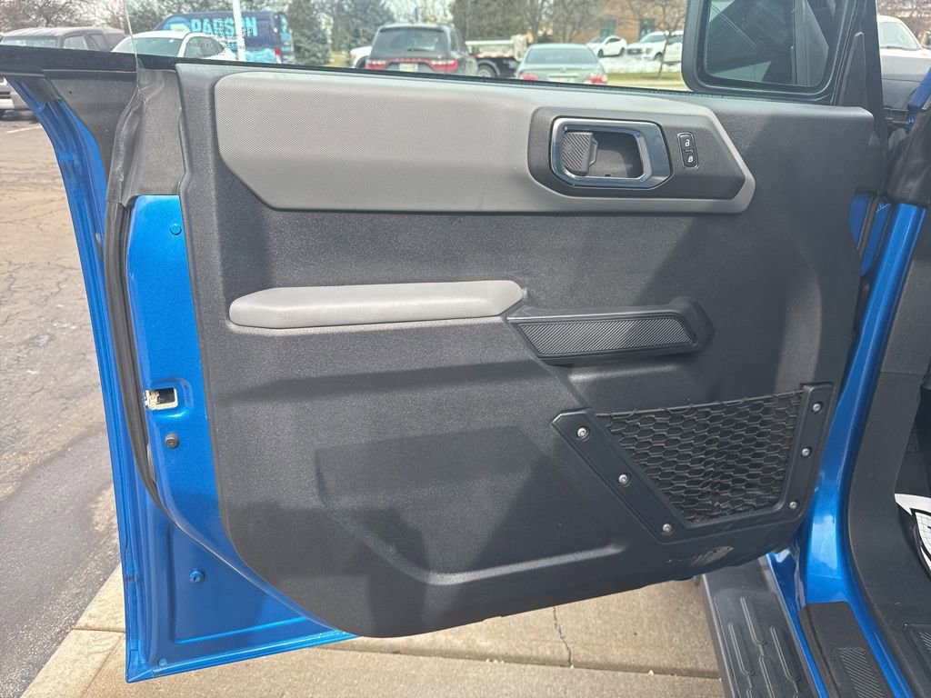 Used 2023 Ford Bronco Big Bend image 16