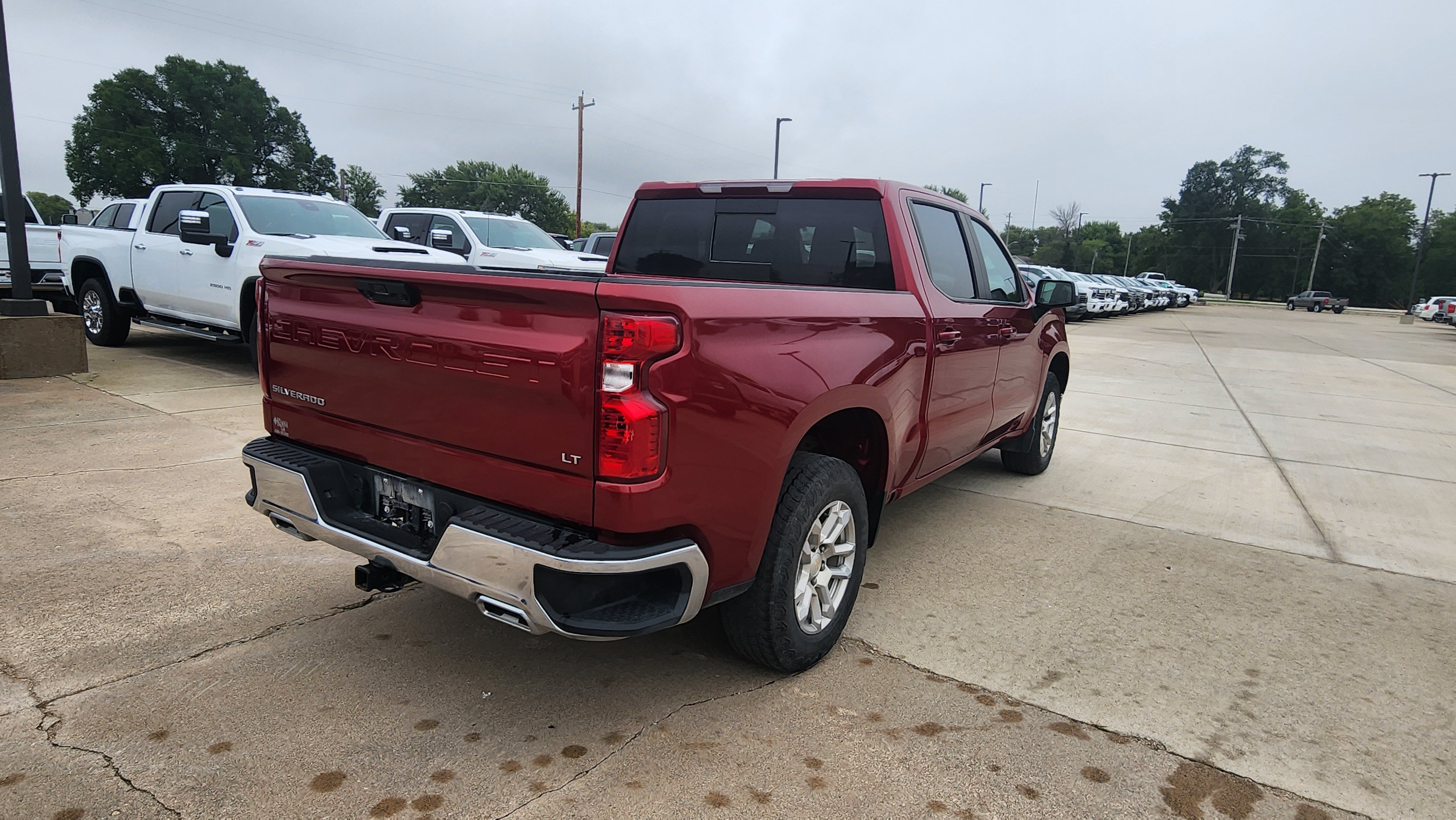 Certified 2024 Chevrolet Silverado 1500 LT w/ Z71 Off-Road Package AWD/4WD image 5