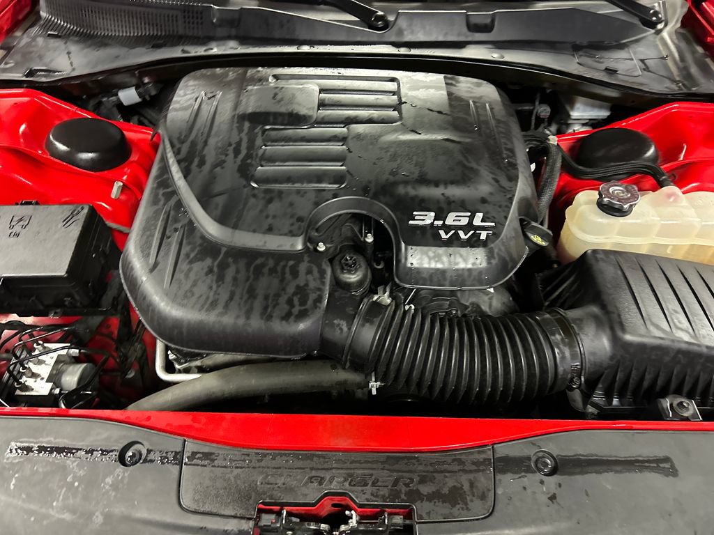 Used 2021 Dodge Charger SXT w/ Driver Convenience Group RWD image 27