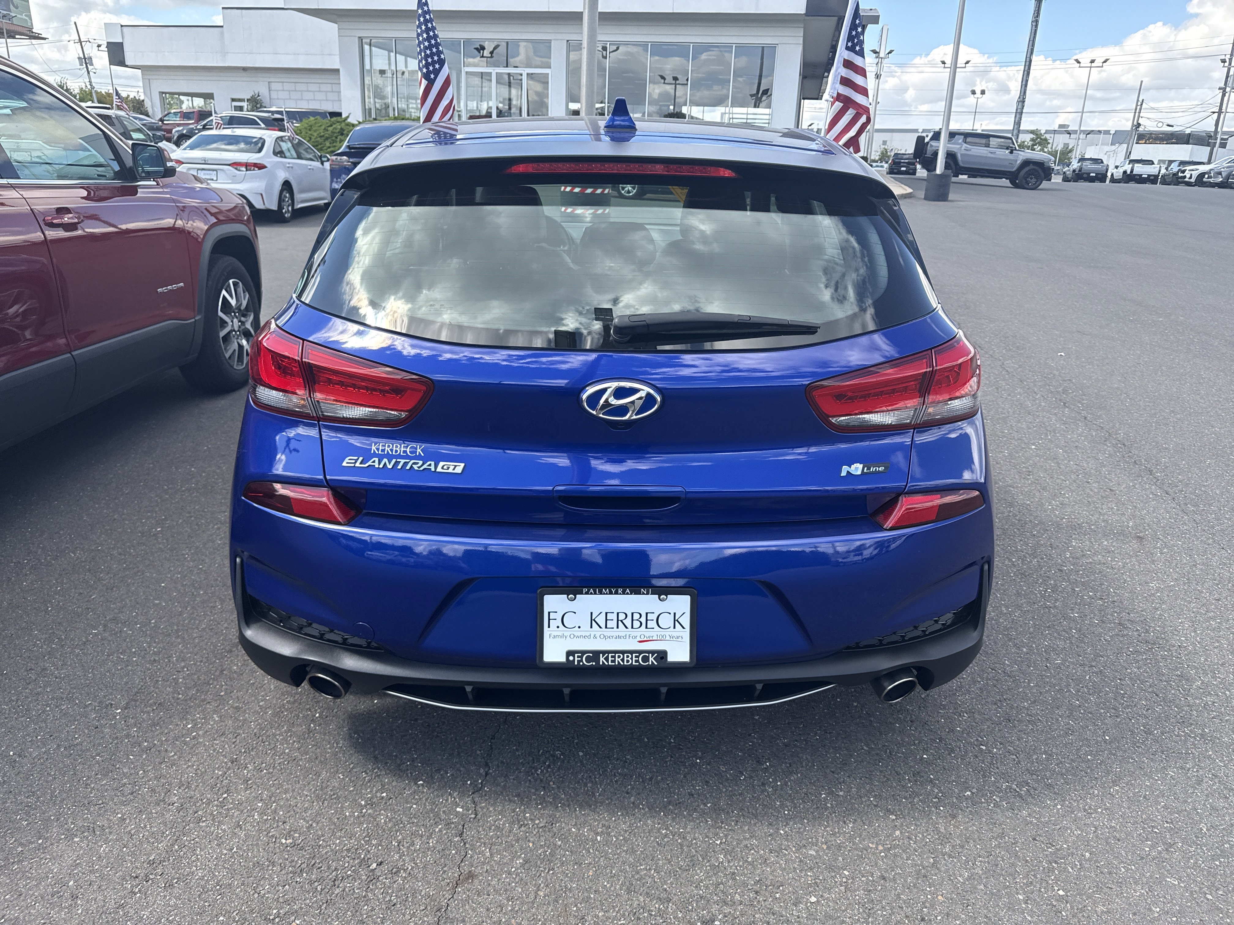 Used 2019 Hyundai Elantra GT N Line image 6
