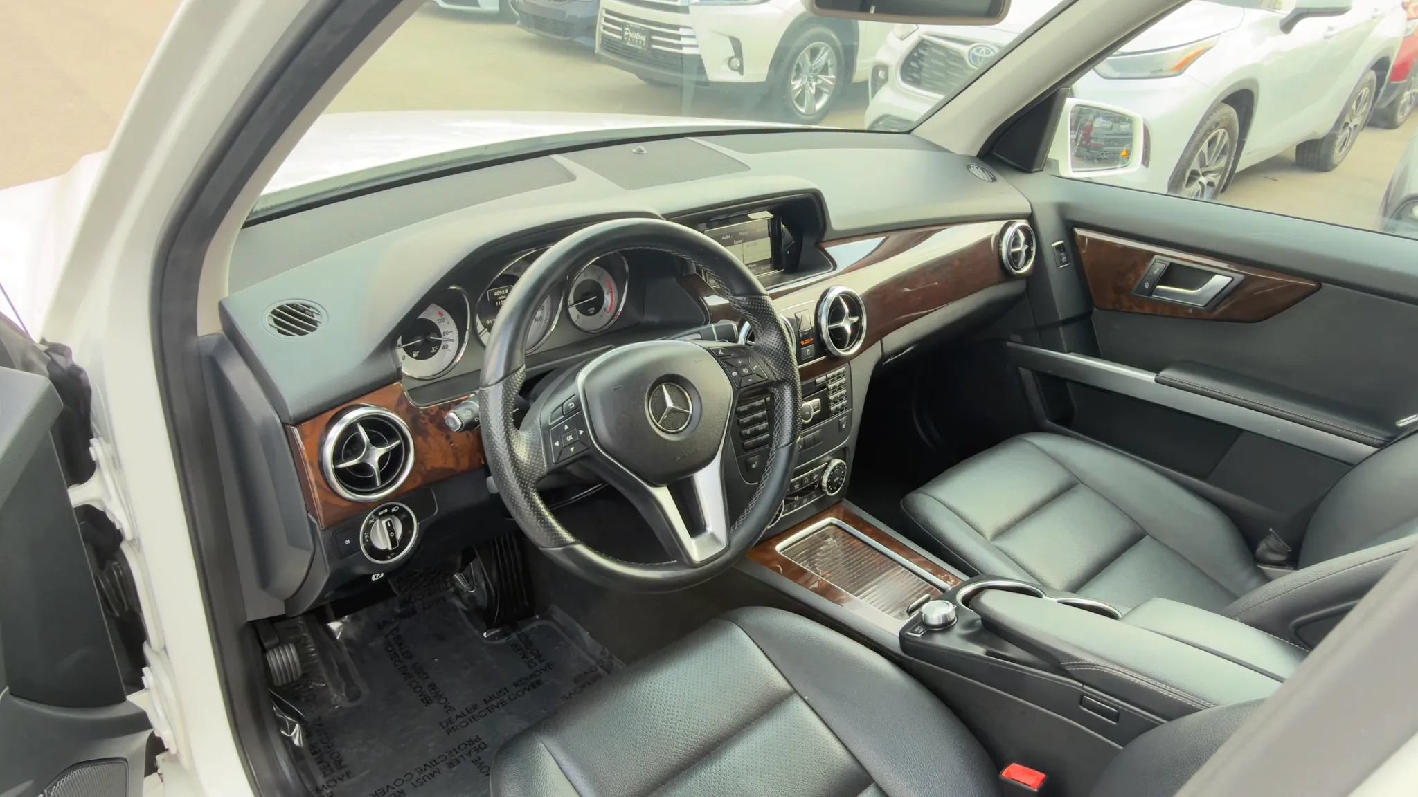 Used 2014 Mercedes-Benz GLK 250 BlueTEC 4MATIC image 15