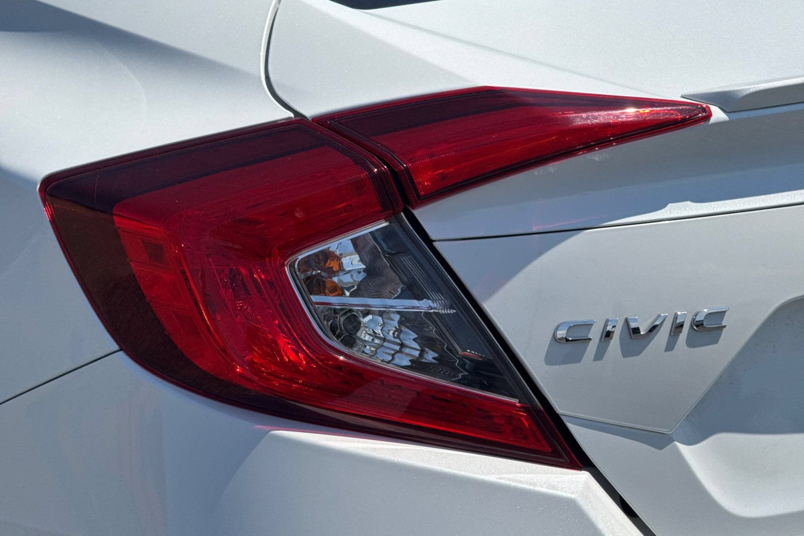 Used 2019 Honda Civic EX image 44