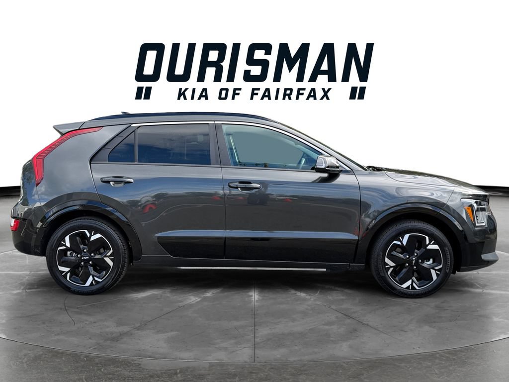 Used 2023 Kia Niro Wind w/ Wind Preserve Package FWD image 6