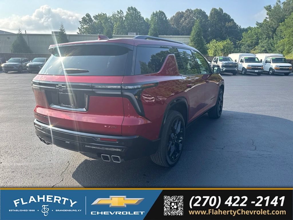 Used 2026 Chevrolet Traverse RS w/ LPO, Floor Liner Package AWD/4WD image 3