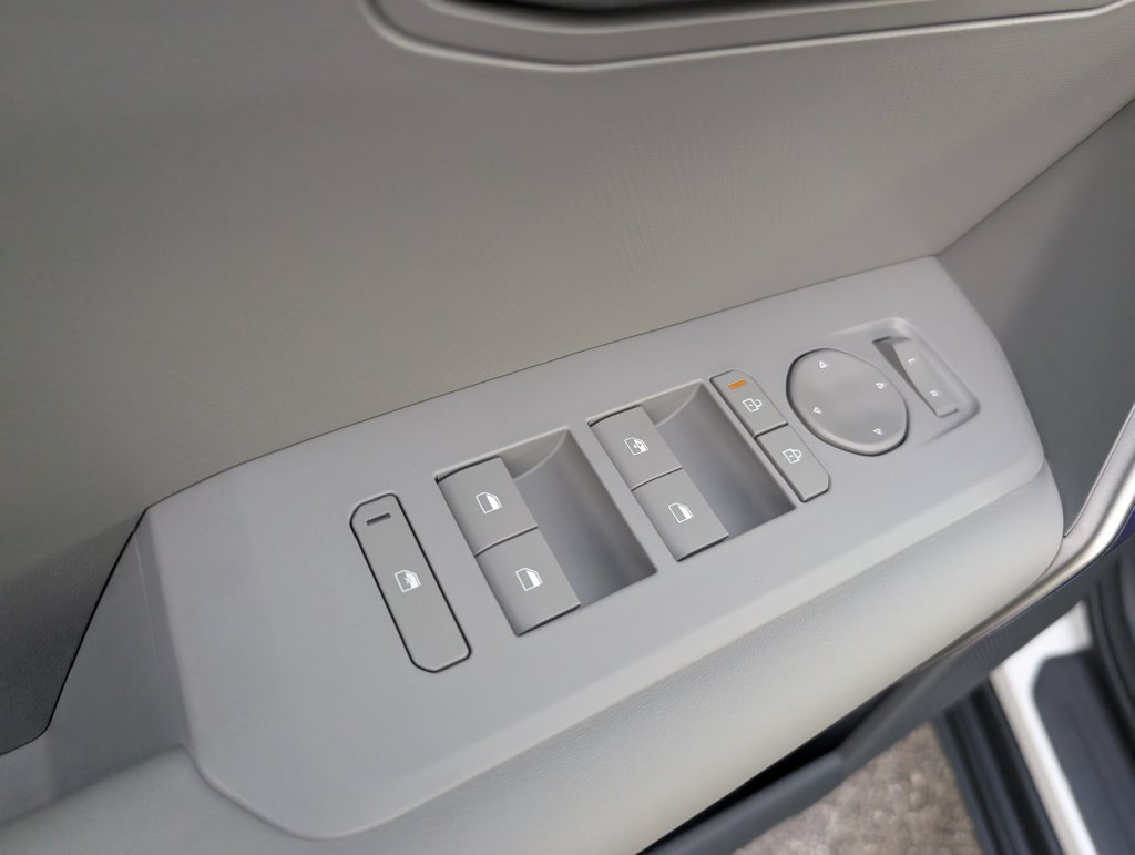 New 2027 Kia Seltos S FWD image 11