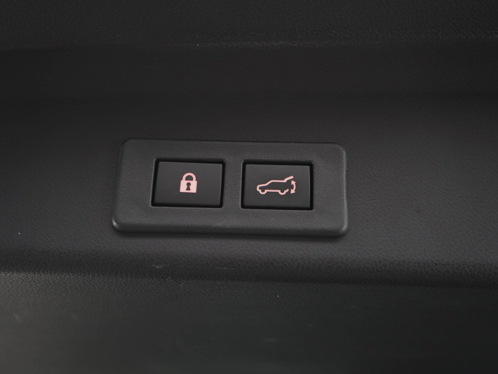 Used 2023 Subaru Ascent Limited image 11