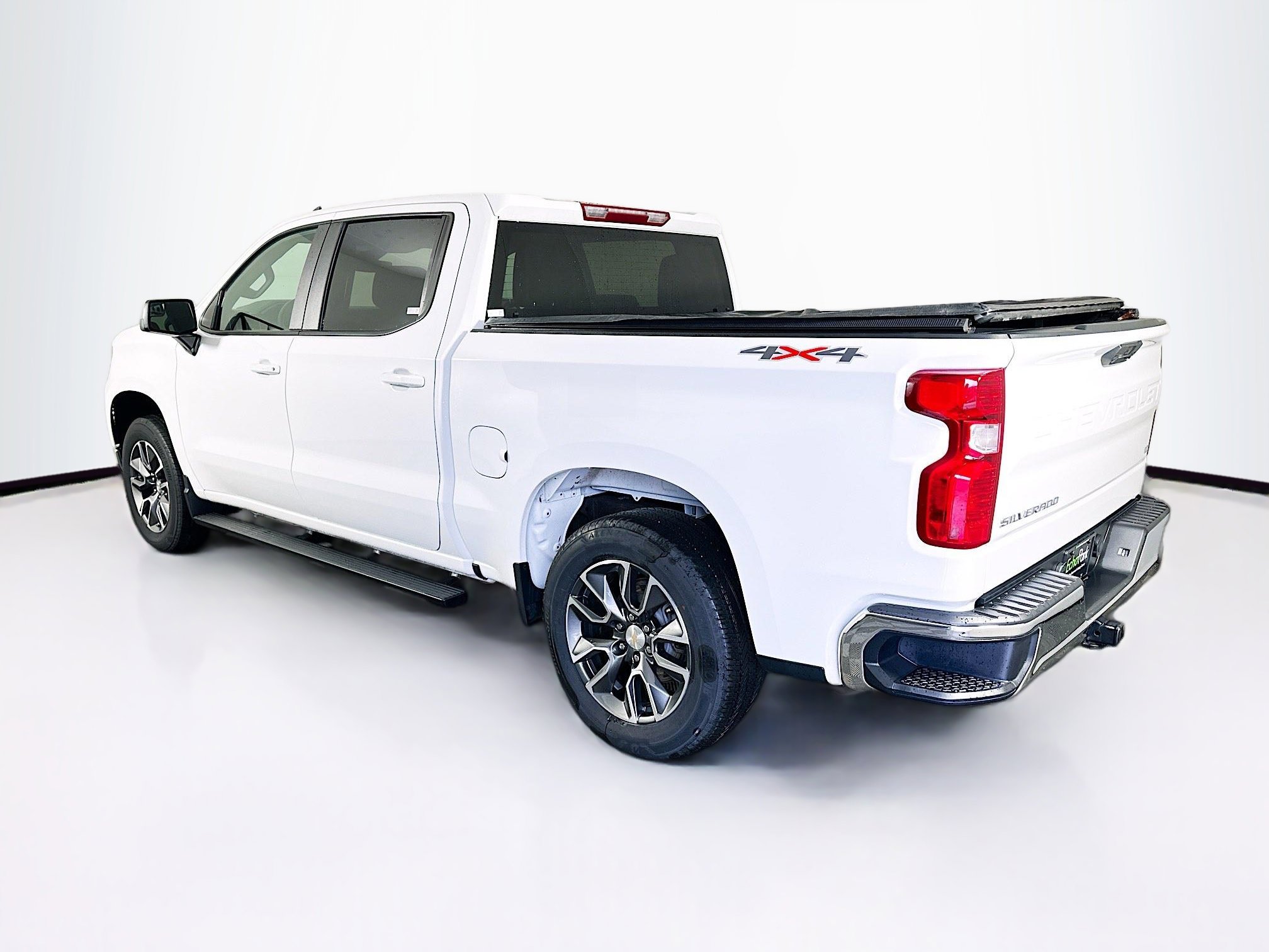 Used 2024 Chevrolet Silverado 1500 LT image 5