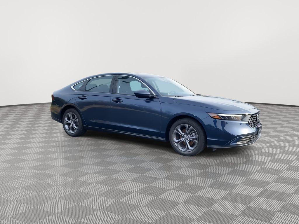 Used 2024 Honda Accord EX image 2