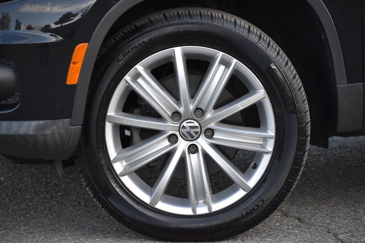Used 2016 Volkswagen Tiguan SE image 37