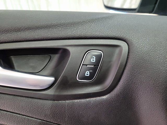 Used 2018 Ford Escape SE image 41