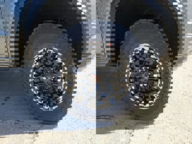 New 2026 GMC Canyon AT4 image 6