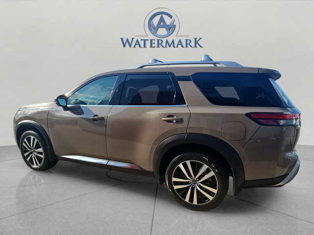 Certified 2025 Nissan Pathfinder Platinum w/ Cargo Package AWD/4WD image 3