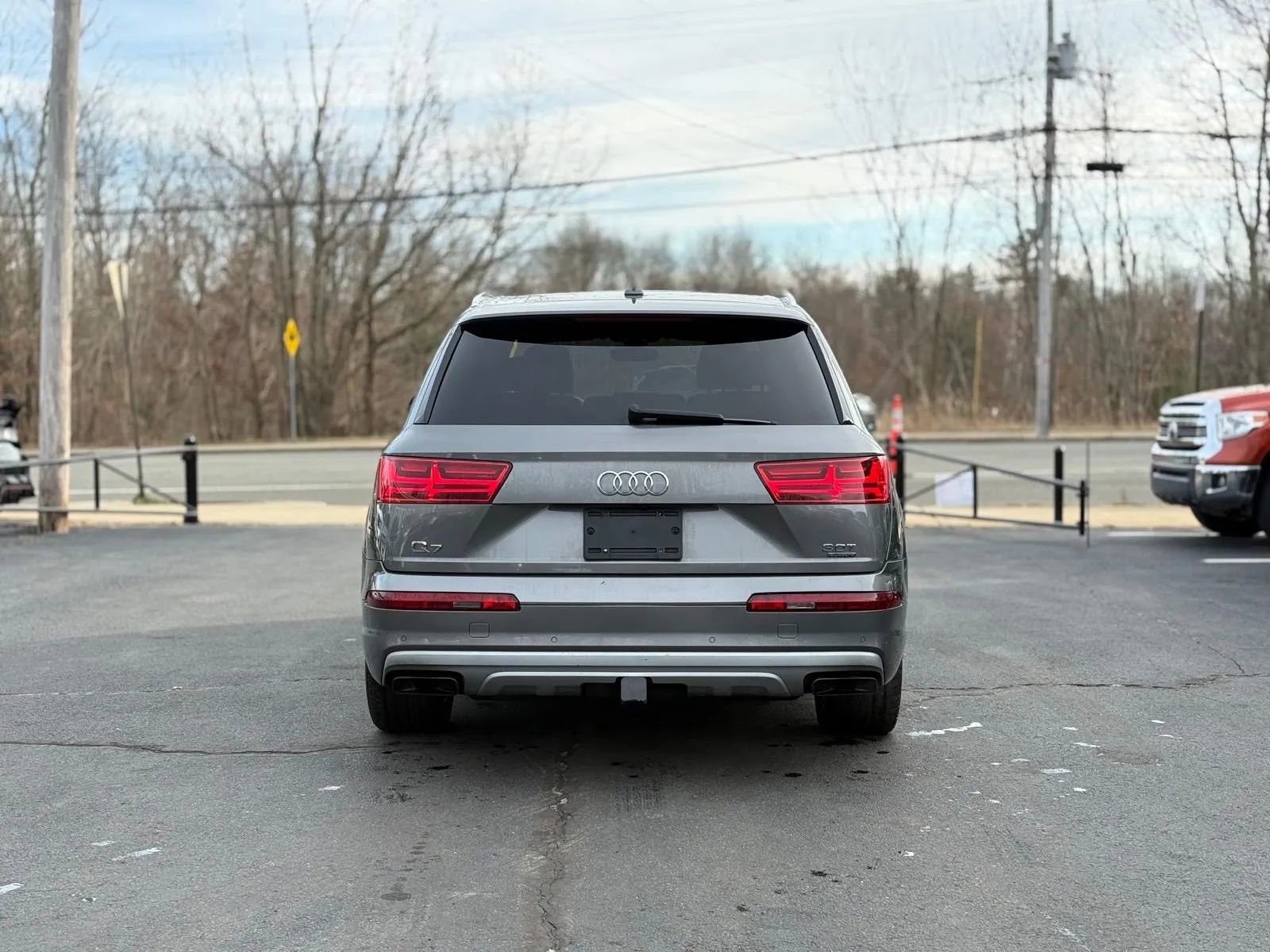 Used 2017 Audi Q7 3.0T Premium Plus image 8