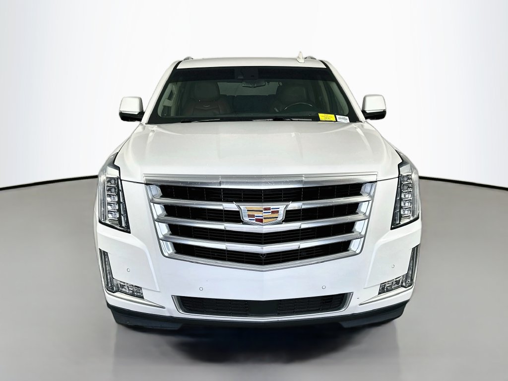 Used 2020 Cadillac Escalade Premium Luxury AWD/4WD image 2
