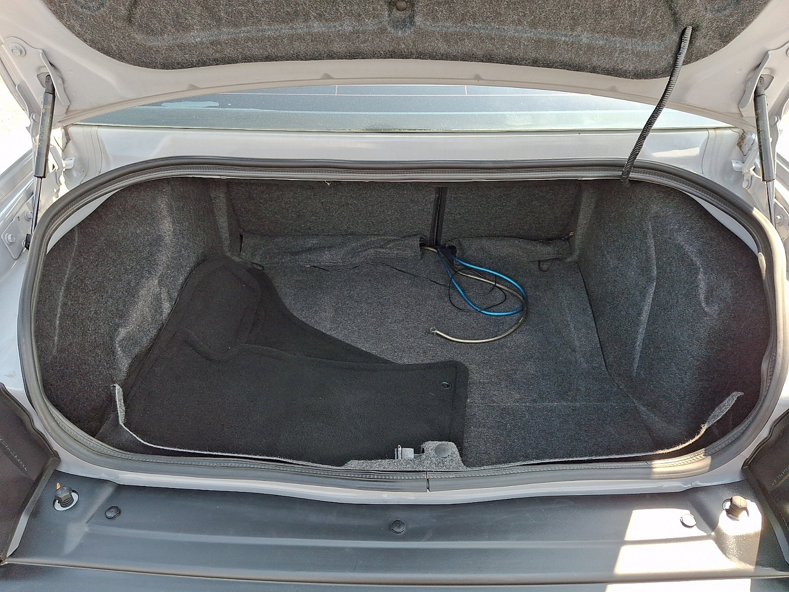 Used 2021 Dodge Challenger SXT w/ Blacktop Package image 27