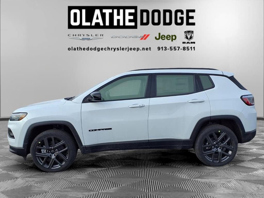 New 2026 Jeep Compass Latitude image 17