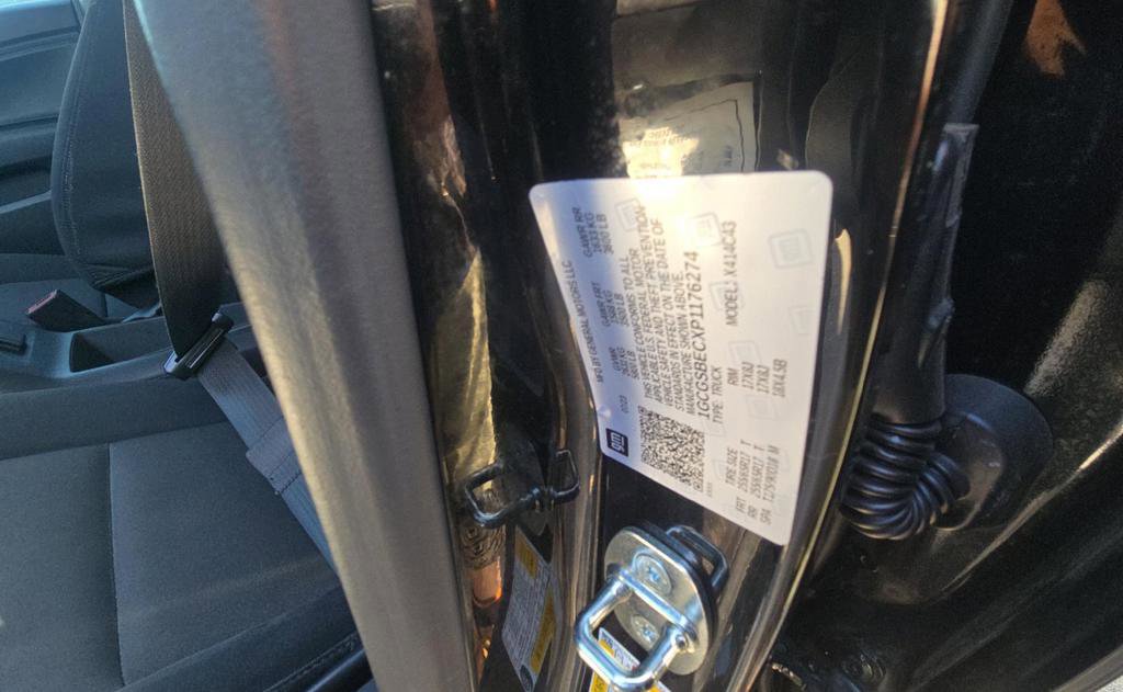 Used 2023 Chevrolet Colorado W/T image 11