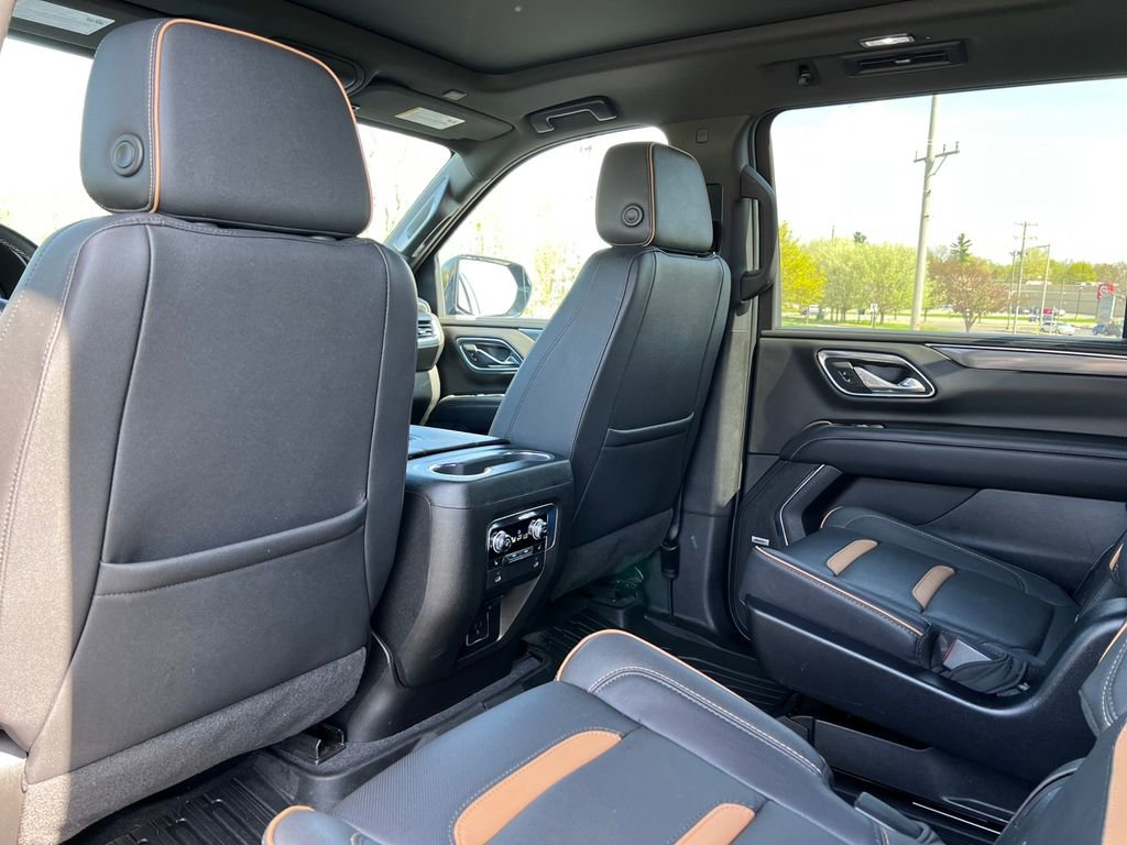 Used 2023 GMC Yukon XL AT4 w/ AT4 Premium Plus Package AWD/4WD image 38
