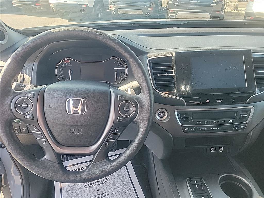 Used 2023 Honda Ridgeline Sport image 13