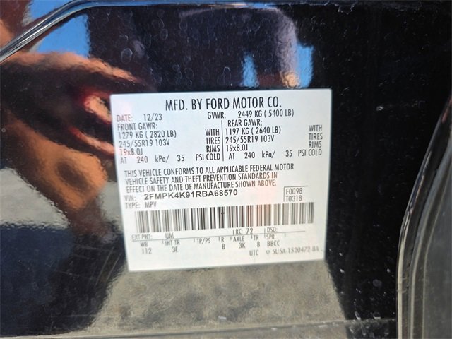 Used 2024 Ford Edge Titanium image 27