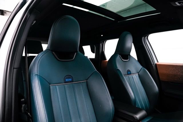 Used 2025 MINI Cooper Countryman S image 13