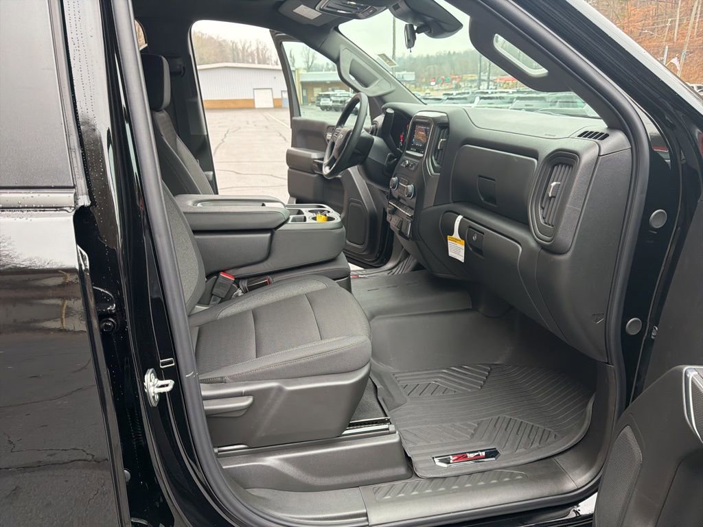 New 2026 Chevrolet Silverado 1500 Custom Trail Boss w/ Midnight Edition AWD/4WD image 12