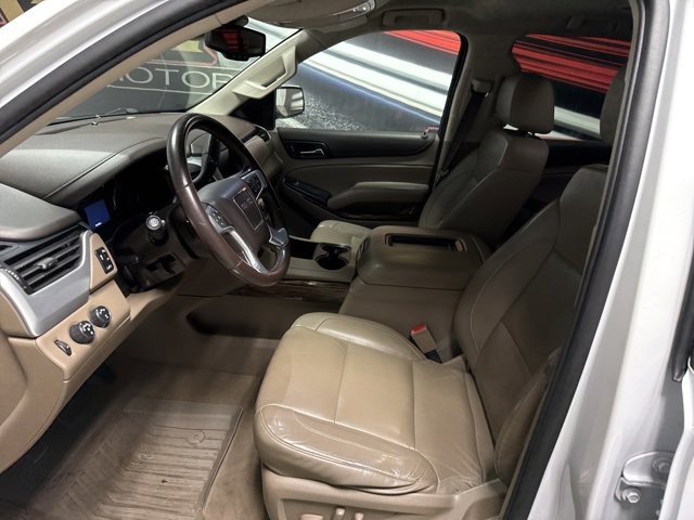 Used 2020 GMC Yukon XL SLT image 4