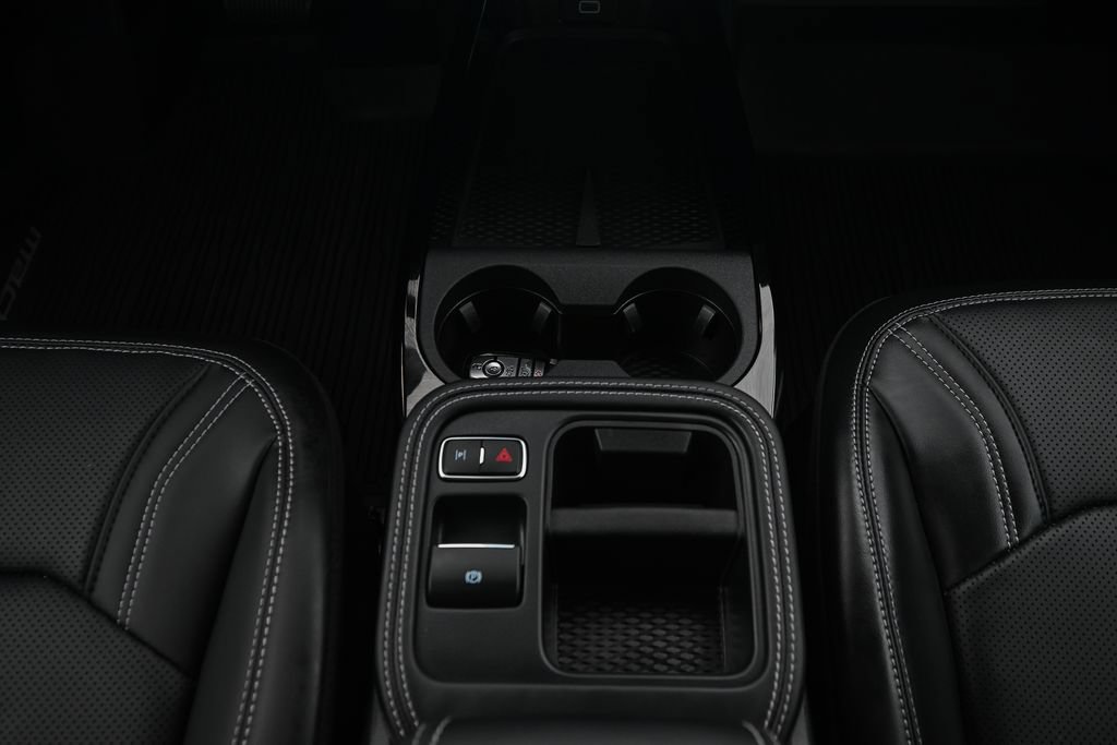 Used 2025 Ford Mustang Mach-E Premium AWD/4WD image 34