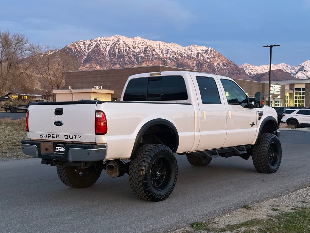 Used 2010 Ford F250 Lariat image 9