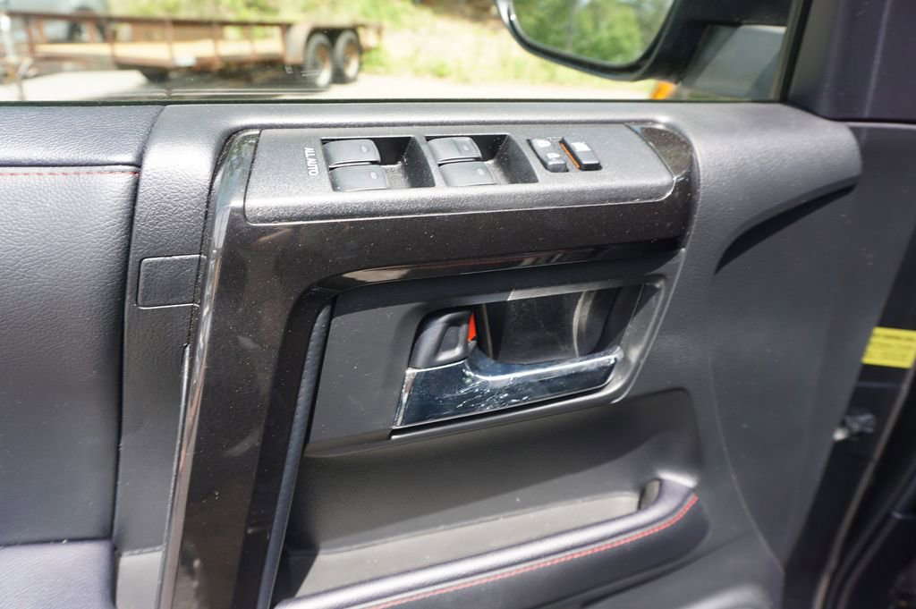 Used 2021 Toyota 4Runner TRD Off-Road image 4