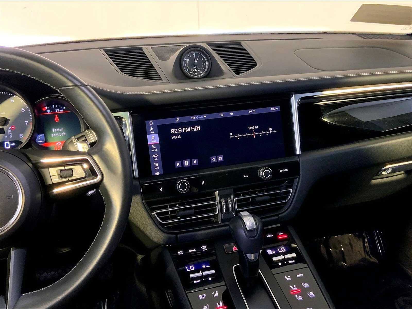 Certified 2024 Porsche Macan S AWD/4WD image 16