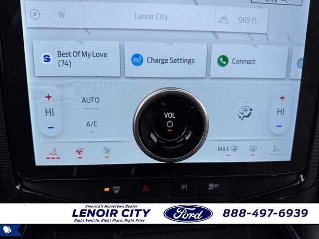 Used 2025 Ford F150 Lightning Platinum image 27