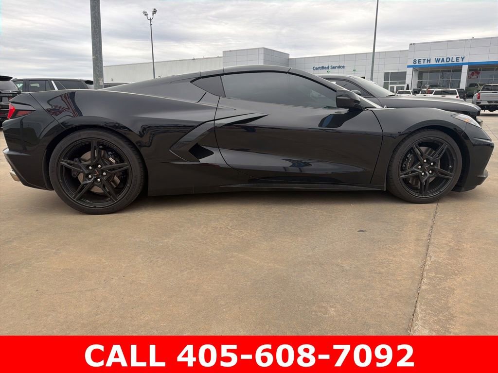 Used 2023 Chevrolet Corvette Stingray Coupe w/ Z51 Performance Package image 2