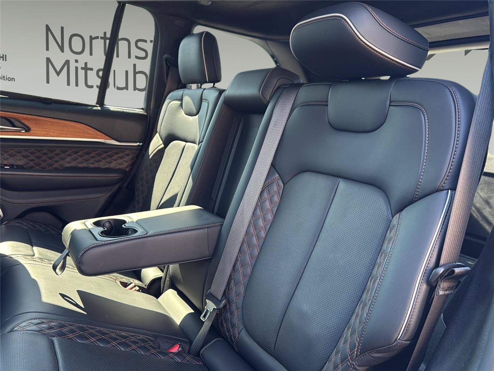 Used 2023 Jeep Grand Cherokee Summit AWD/4WD image 26