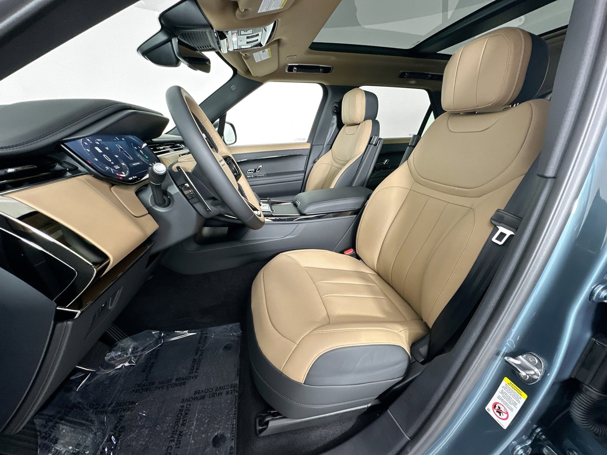 Certified 2025 Land Rover Range Rover Sport Dynamic SE image 19