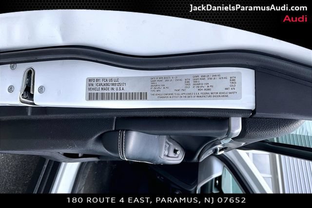 Used 2021 Jeep Grand Cherokee L Limited AWD/4WD image 27