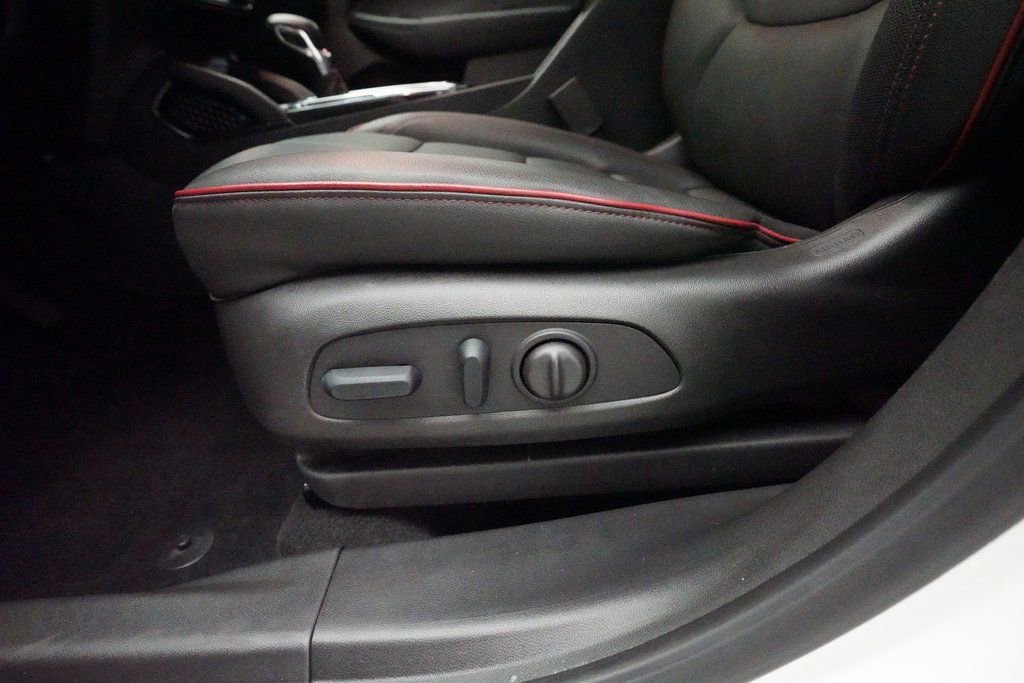 Used 2025 Chevrolet TrailBlazer RS w/ Convenience Package image 29