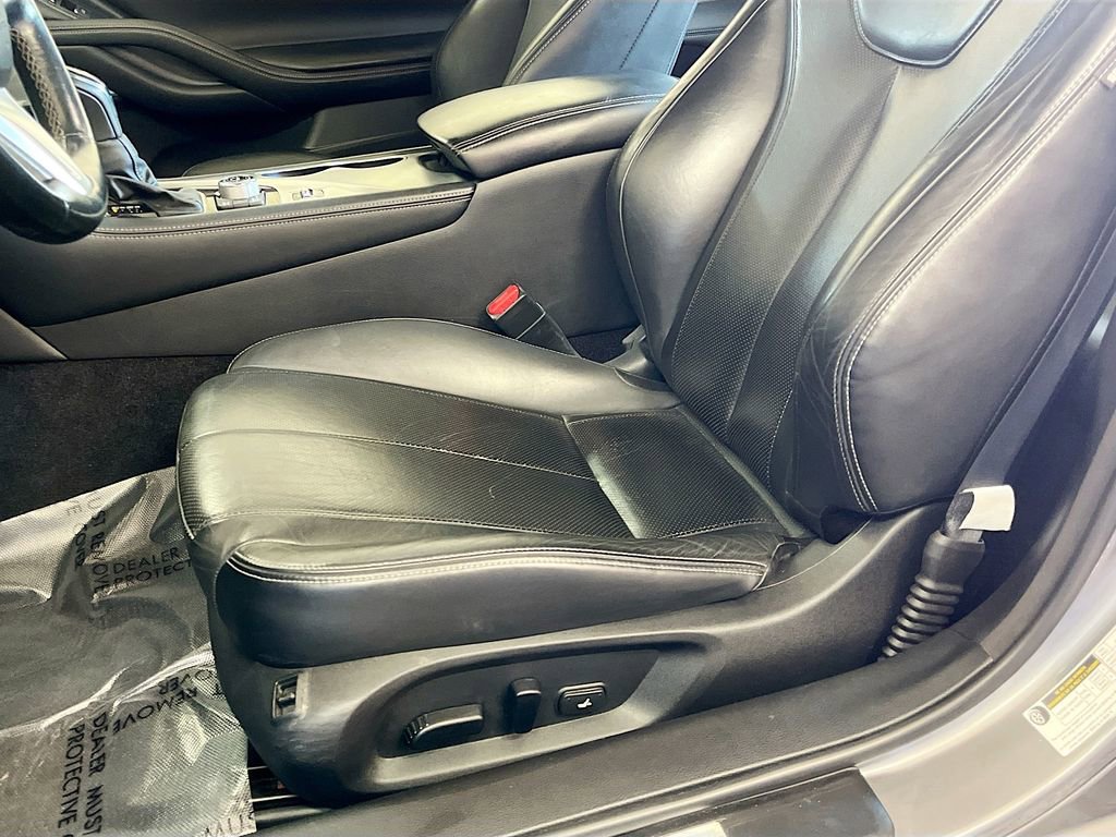 Used 2019 INFINITI Q60 3.0t Luxe w/ Essential Package image 20