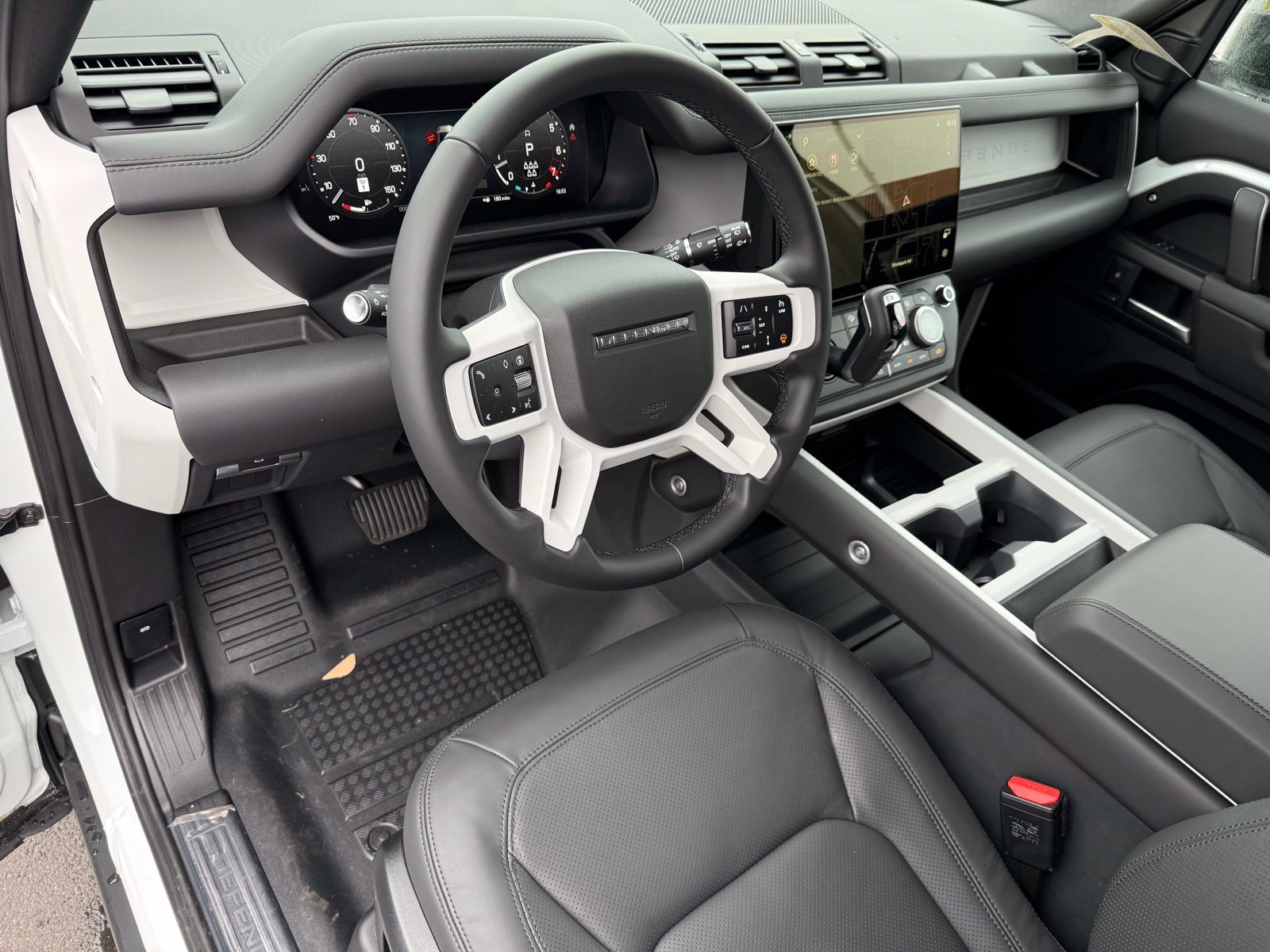 New 2026 Land Rover Defender 110 S AWD/4WD image 13