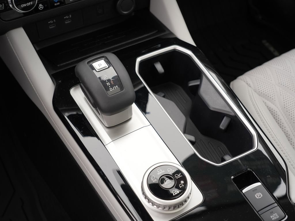 New 2026 Mitsubishi Outlander SEL image 24